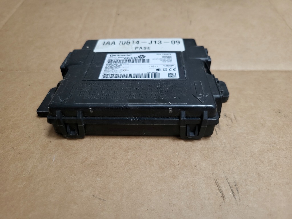 фото №1, Grand cherokee wk2 блок керування keyless p68240158ac