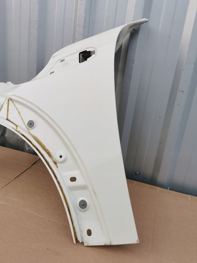 Mini r56 r57 06-11 крило ліве перед передній у гарному стані Зі Шроту