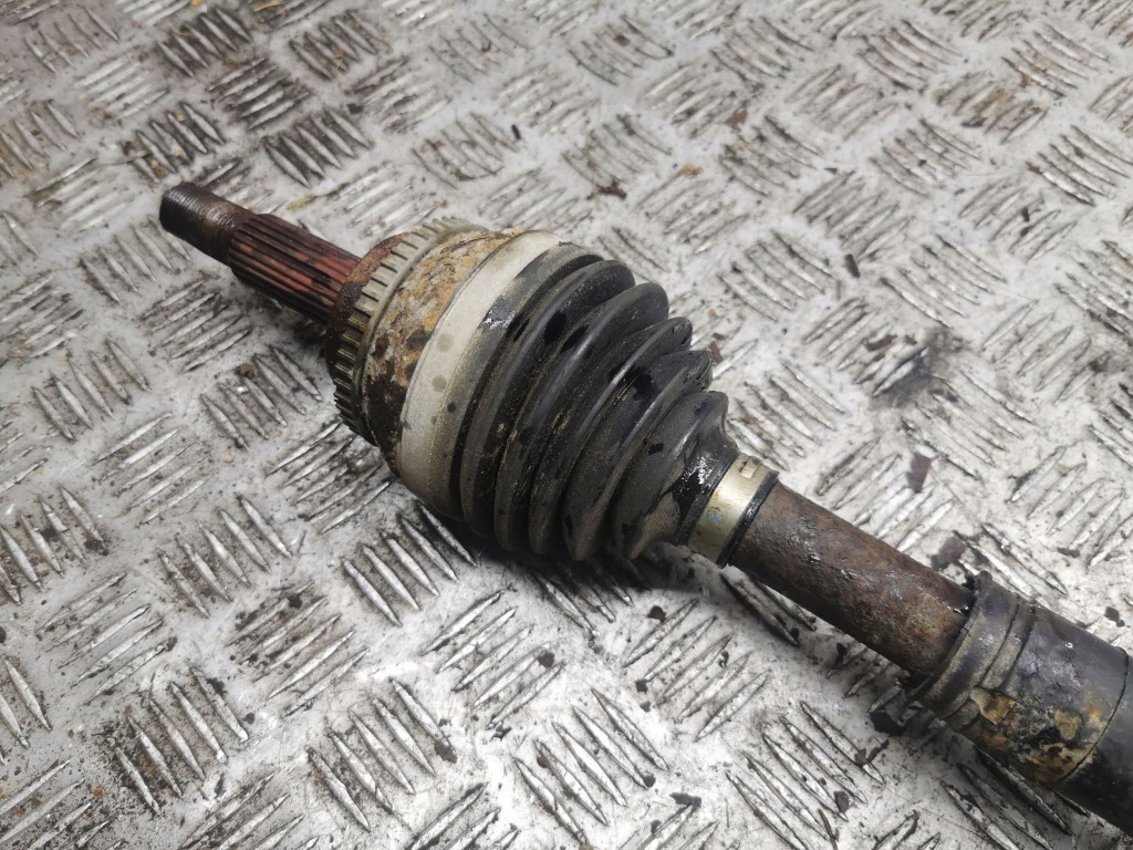 Toyota corolla e120 e130 2006 правый  сторона приводной вал Недорого