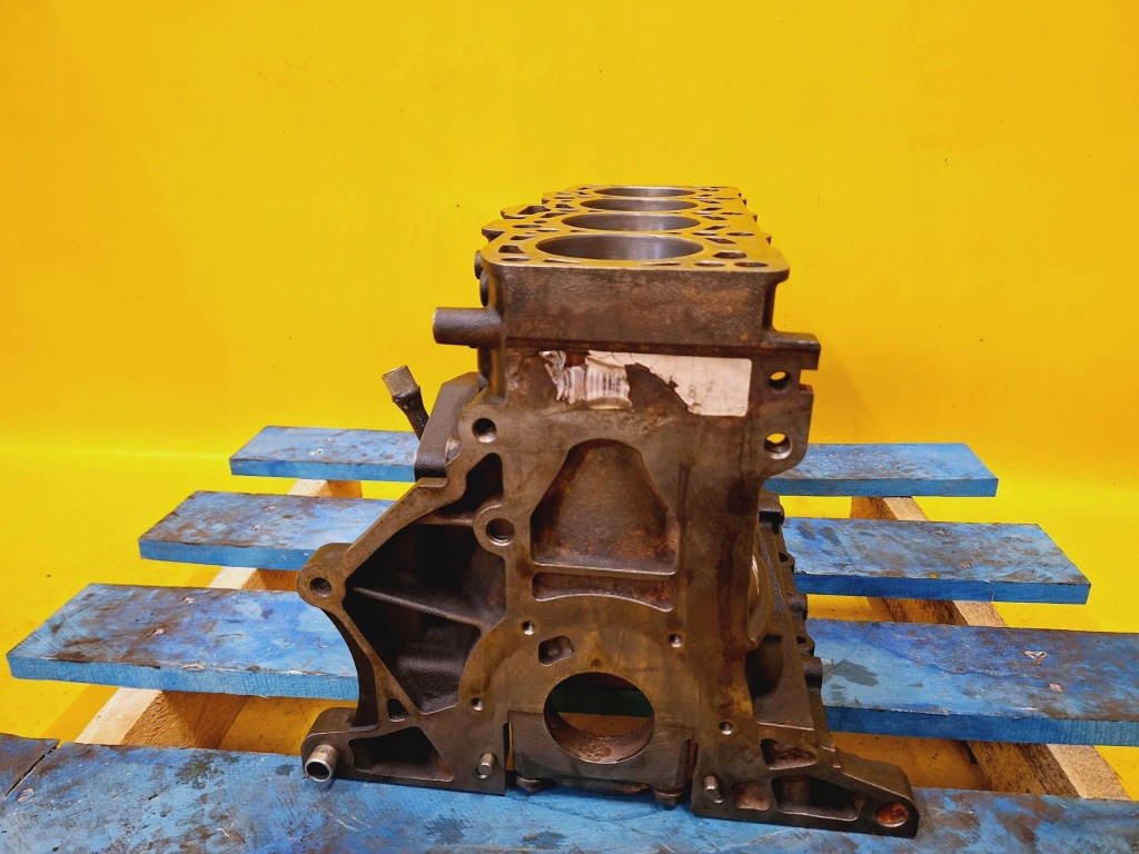 Купить Блок низ  двигателя vw passat b5 a6 c5 1.9 tdi avf nr107