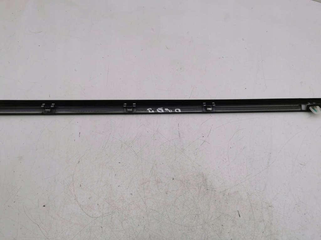 Chrysler voyager 2008 молдинг стекло боковой Киев