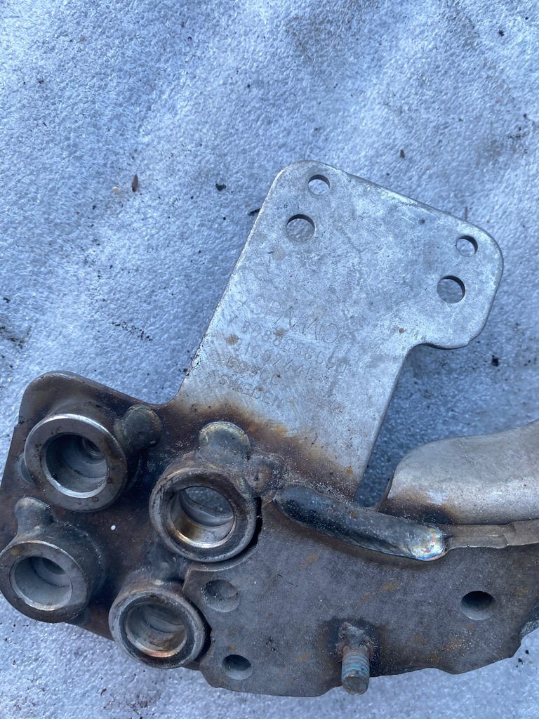 фото №2, Volvo xc40 2.0 d кронштейн кронштейн катализатора