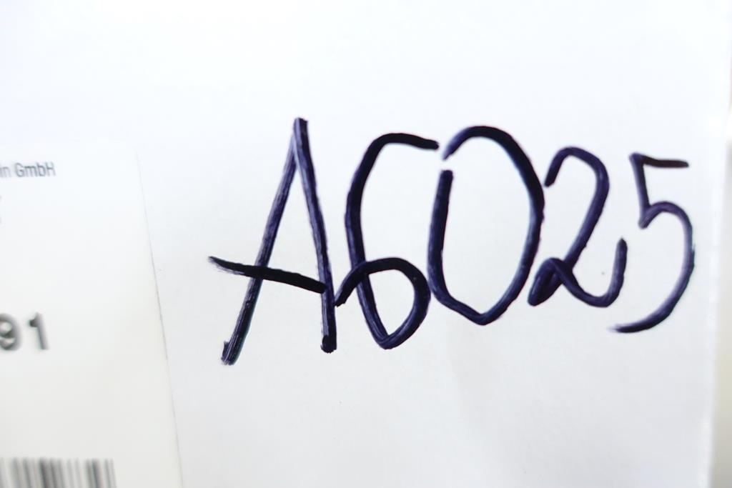 фото №13, Амортизаторы задняя mercedes cla c117 x117 +защита