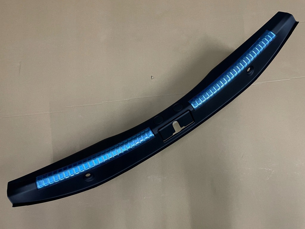 фото №3, Alfa romeo 159 sw обшивка балка стены багажника