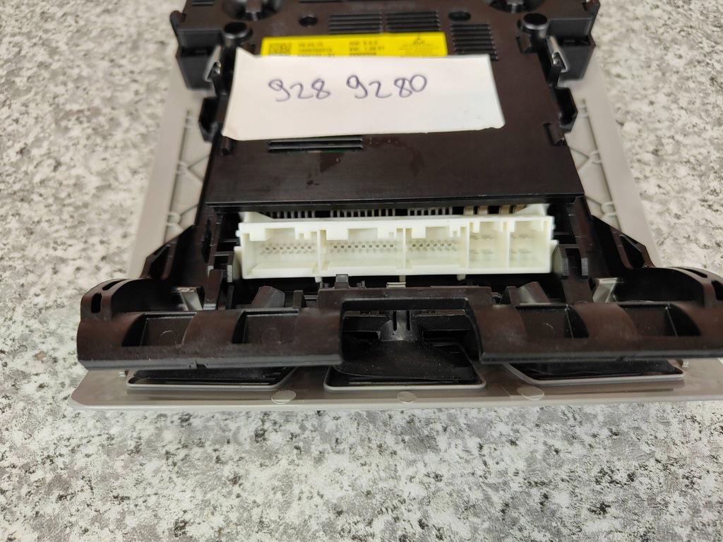 фото №7, Bmw x3 f25 лампа освітлення кабіни центр дах панорама 9289280