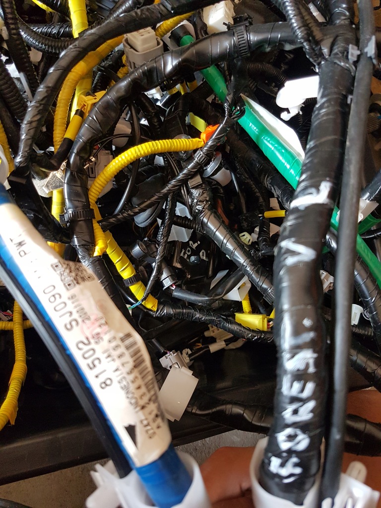 фото №8, Forester sport v 19- электропроводка жгут кабины usa левая правая