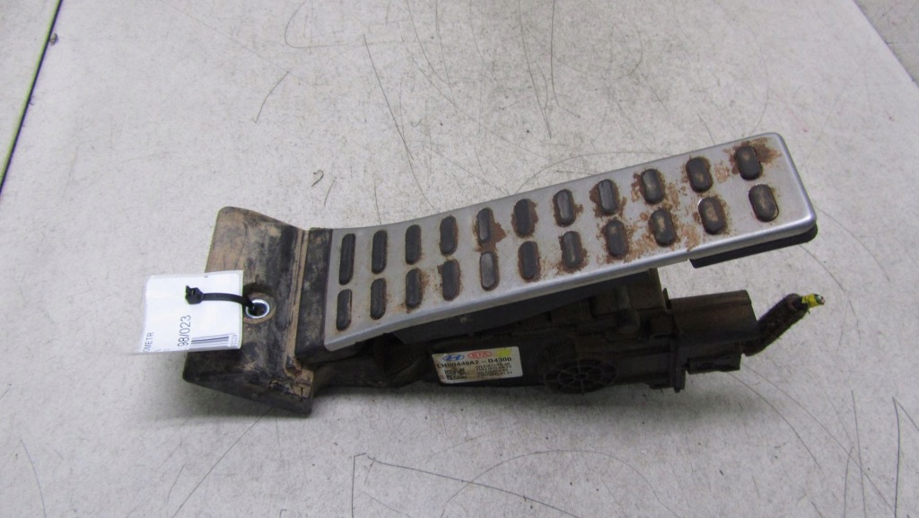 фото №1, Kia optima iv потенциометр педаль газа 15-