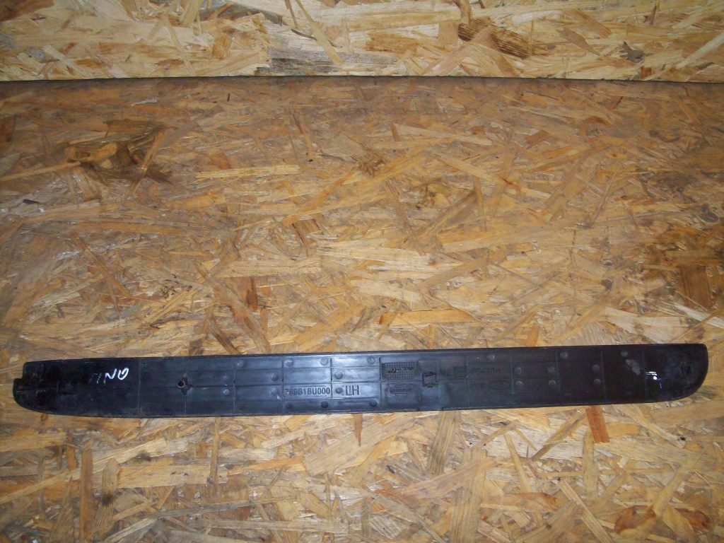 фото №3, Nissan almera tino 2,2 di 05 r накладки пороговые