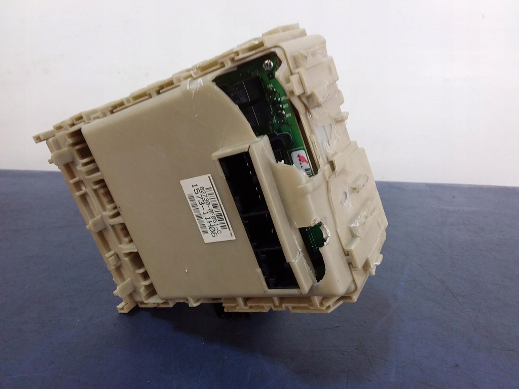 фото №5, Toyota verso i коробка запобіжників 82730-0f051c