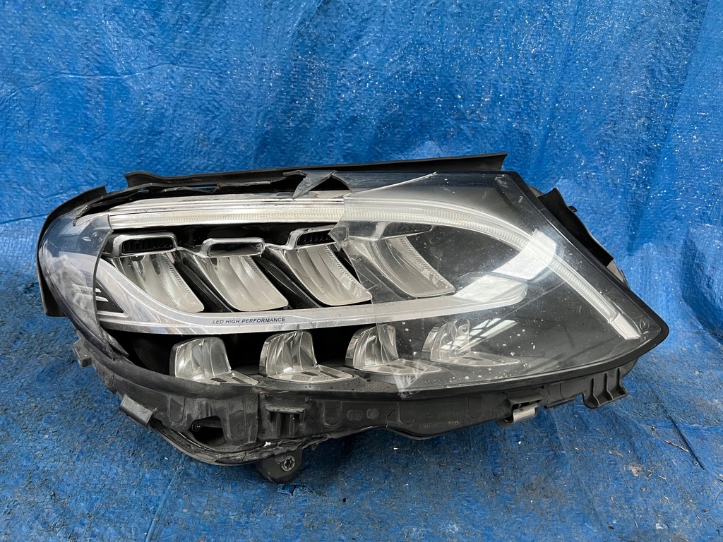 фото №1, Mercedes cklasa w205 lift права лампа performance