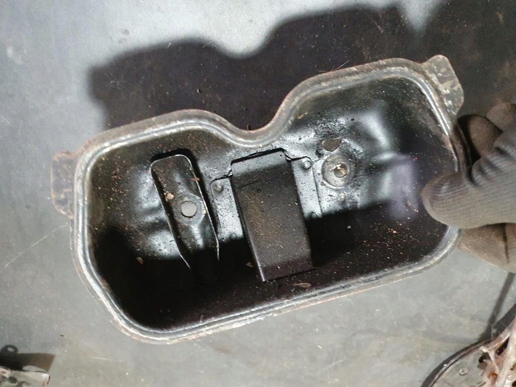 Fiat 126 600 старый typ лист корпус двигателя двигатель защита клапанов головки в Украине