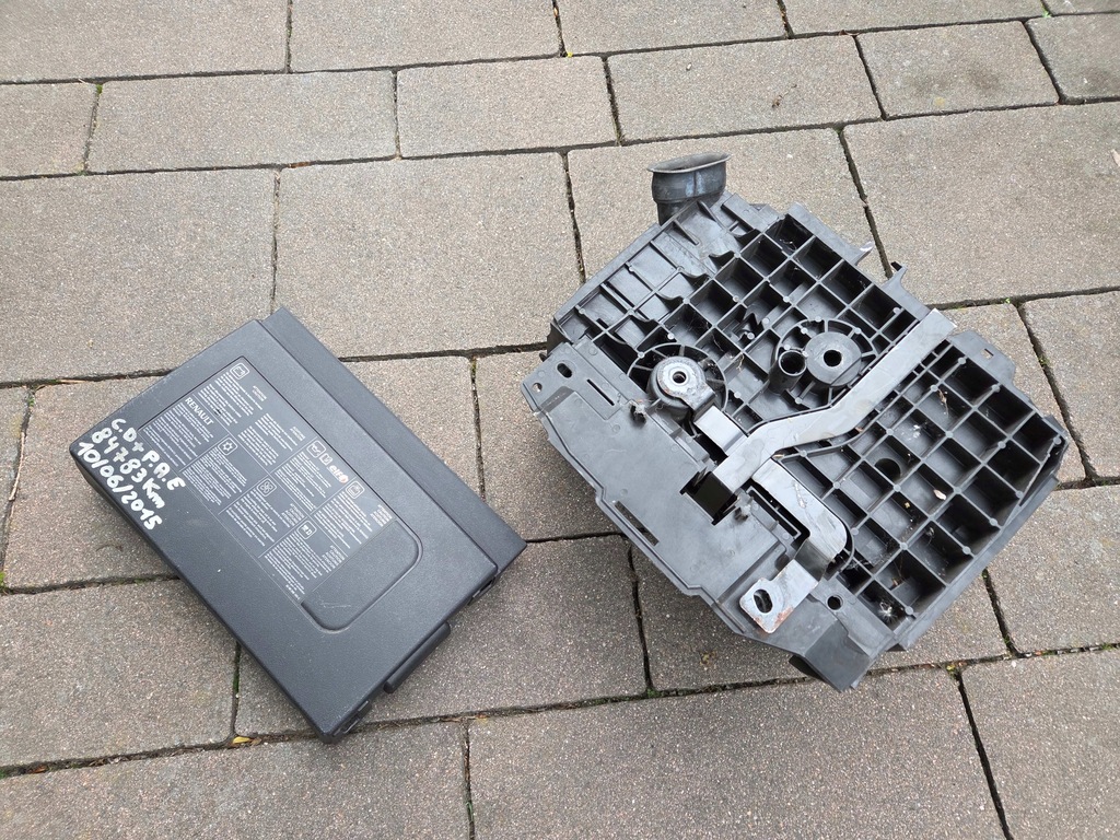 фото №10, Scenic iii grand scenic iii корпус аккумулятор 24446003r 244970004r 09-16