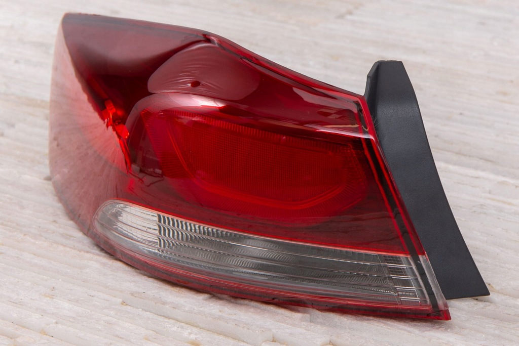 фото №9, Hyundai elantra vi ad 2015-2018 лампа кузовна задня ліва 92401f2000