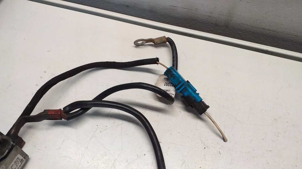 фото №5, Citroen c5 iii x7 2.2 hdi клемма минус