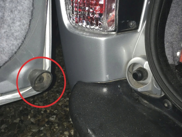 фото №5, Выключатель контакт дверь резиновый элемент do renault trafic ii iii vivaro a b primastar