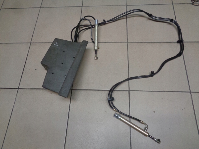 фото №4, Компресор помпа механізм петля кришки vw phaeton