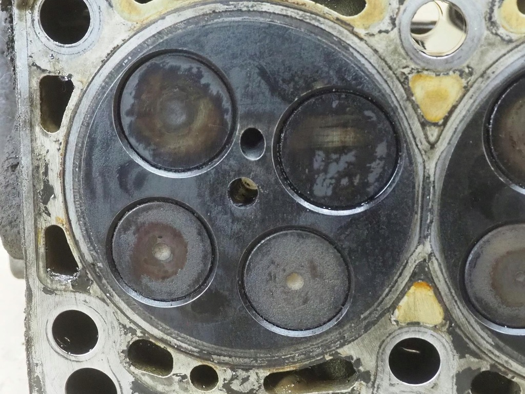 фото №16, Головка комплектна вали audi a6 c6 2.7 tdi bpp права 0594af