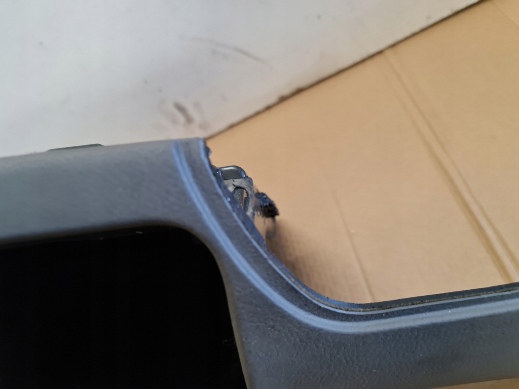 фото №8, Корпус колонки swing audi a8 d2 eu 4d1857005