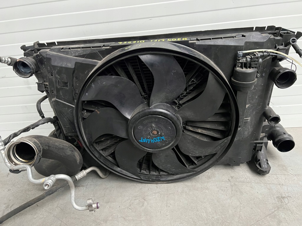 фото №6, Комплект радиатор радиатор mercedes c-klasa w204 lift