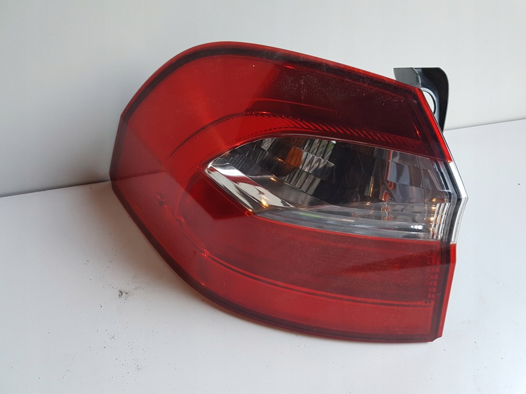 фото №1, Kia rio iii лампа задняя левая 92401-1w2l 2012-15r