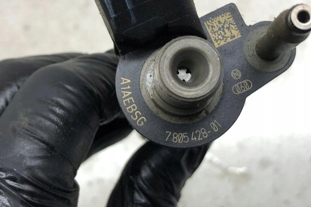 фото №11, Комплект форсунок bmw 3 coupe e92 780012302 3.0l дизель 2009