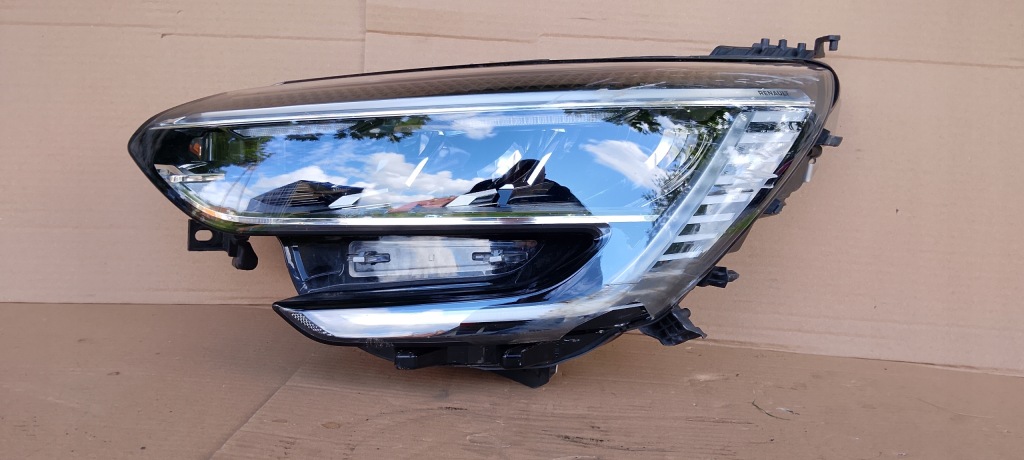Фара передня ліва renault megane iv 4 рестайлінг  21-24rok full led 260602024r в Україні