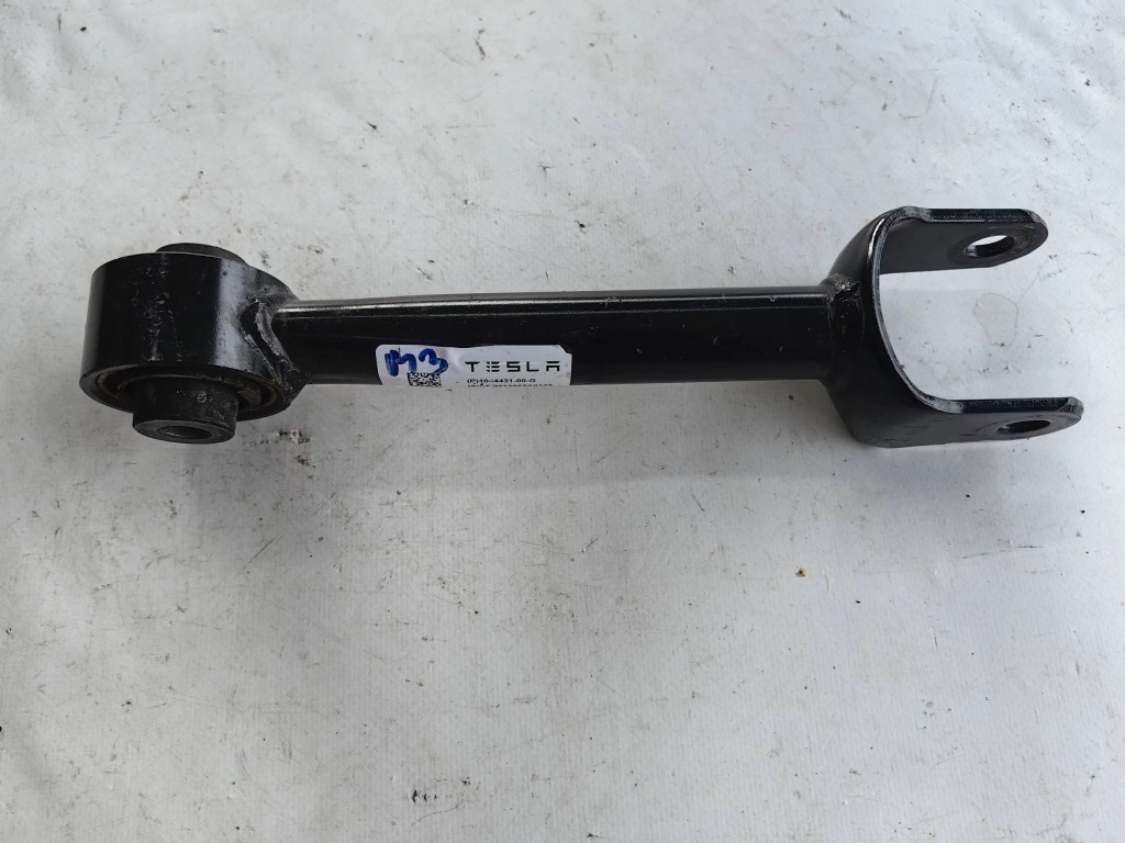 фото №2, Tesla 3 - важіль задня l/p