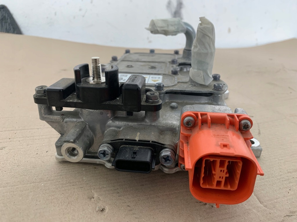 фото №9, Ford mustang mach-e rwd 75.7 kwh преобразователь напряжения оригинал