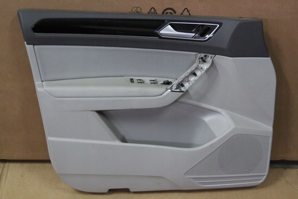 фото №1, Обивка обшивка дверь vw touran перед левая кожа