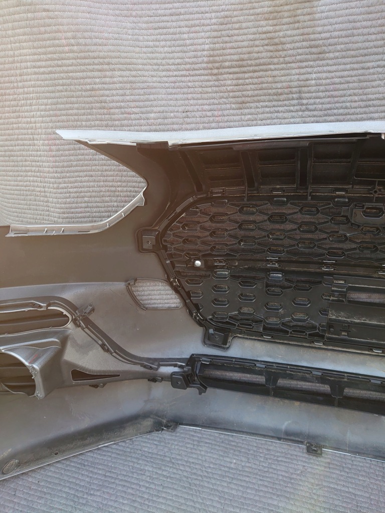 Suzuki swift mk8 lift 19- бампер передний перед решётка радиатора решётка Цена