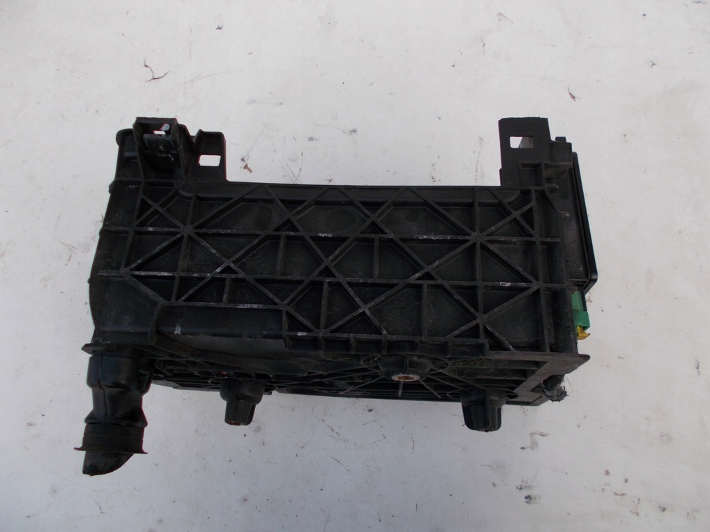 фото №2, Основание аккумулятор renault laguna iii 07-