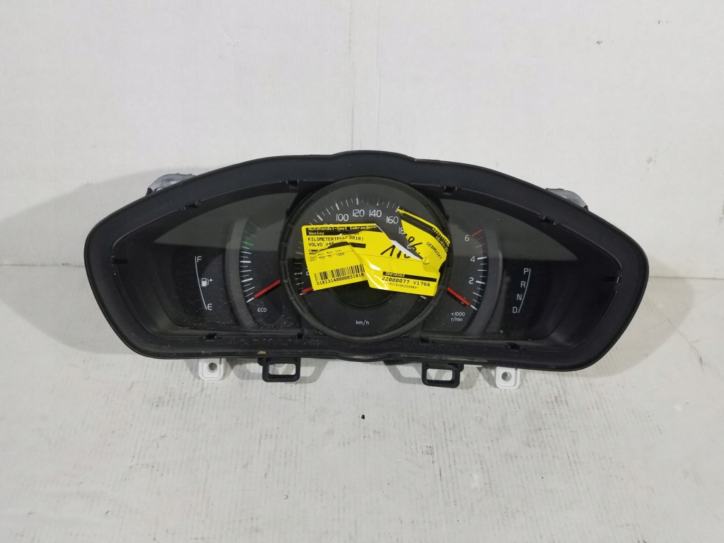 фото №1, Лічильник прилади volvo v40 2.0 d 31665047