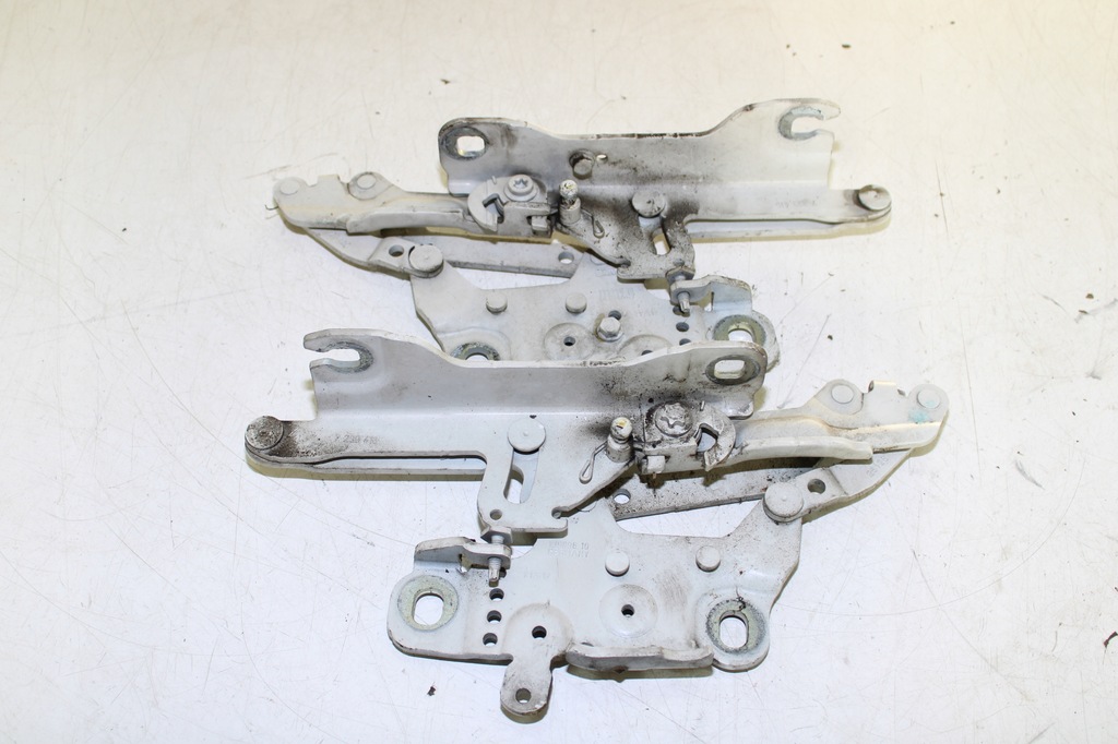 фото №1, Bmw f20 f21 петля капот правый + левый 139896