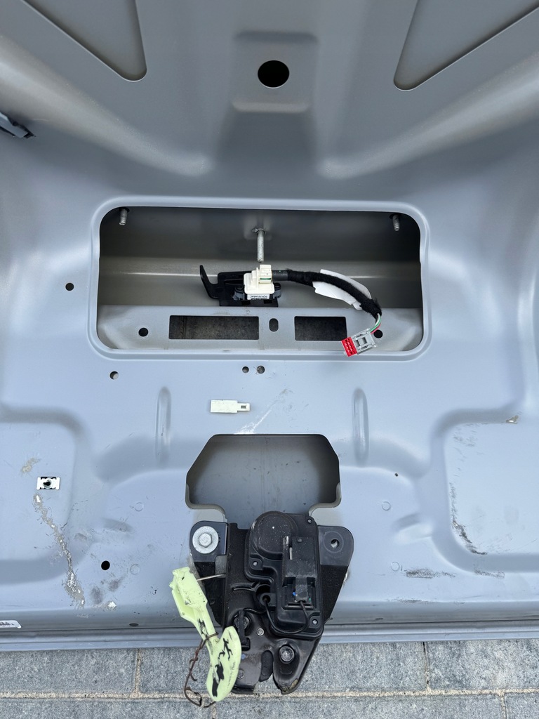 фото №10, Dodge charger srt задня кришка багажника багажника замок камера спойлер 2015+