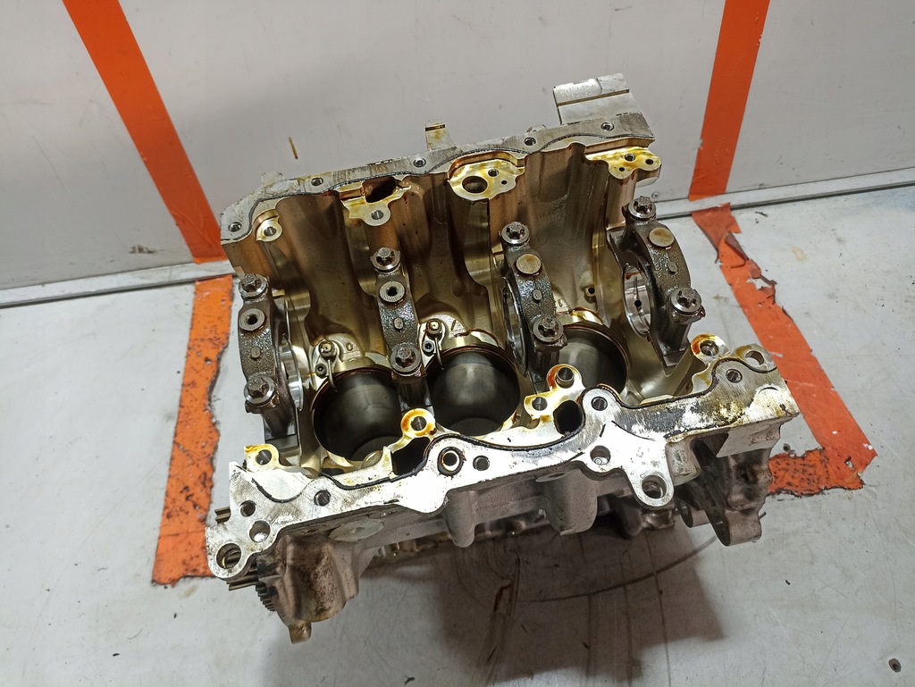 фото №12, Mini bmw b38a15a блок двигателя 1.5 i
