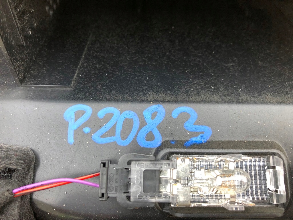 фото №12, Бардачок панелі пасажира audi a8 d4 lift 4h1857096