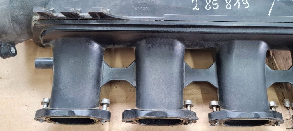 Купити Maserati quattroporte vi колектор впускний  повітря 3.8 v8 285819