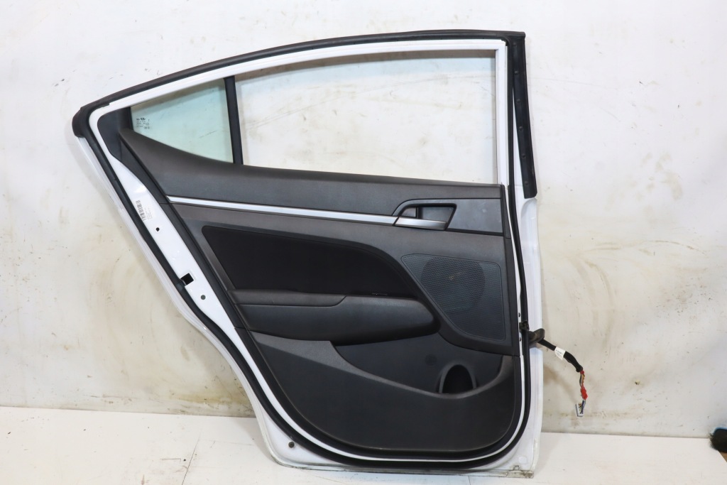 фото №2, Двері лівий задня hyundai elantra vi waw