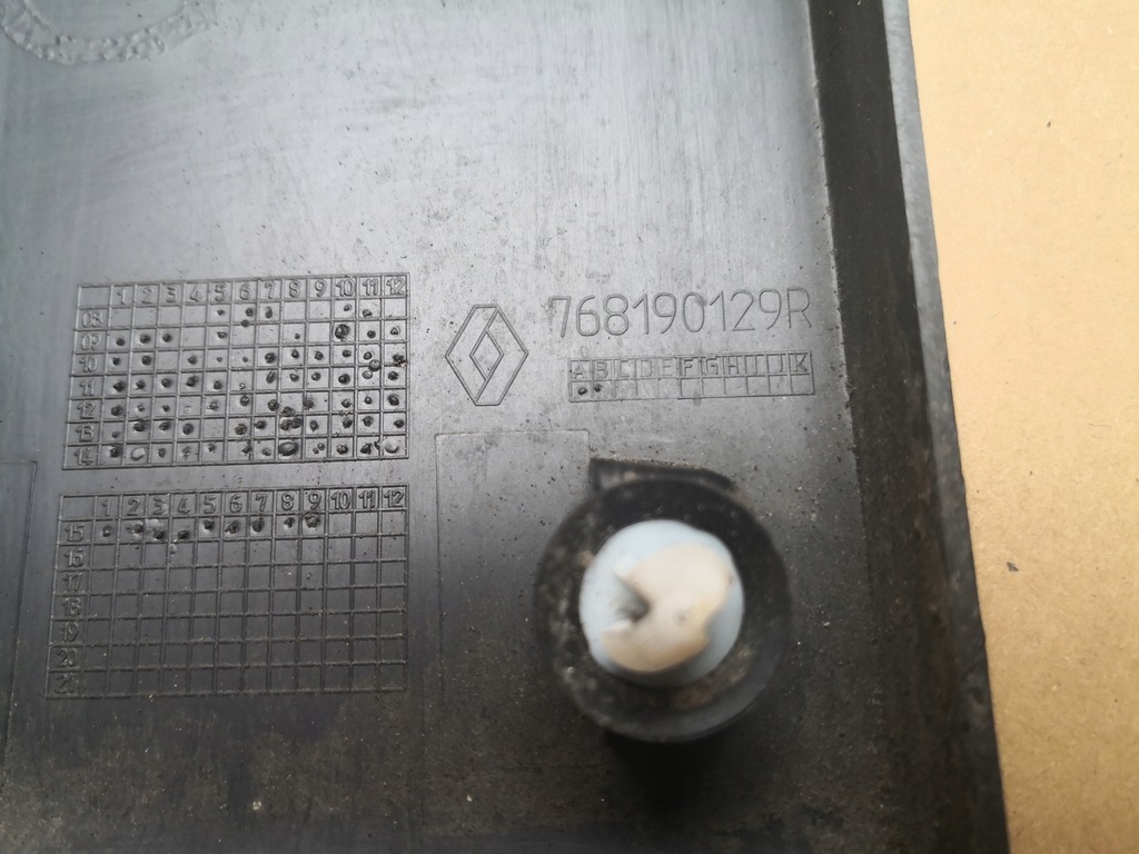 фото №4, Молдинг боковая левая renault master iii 768190129r