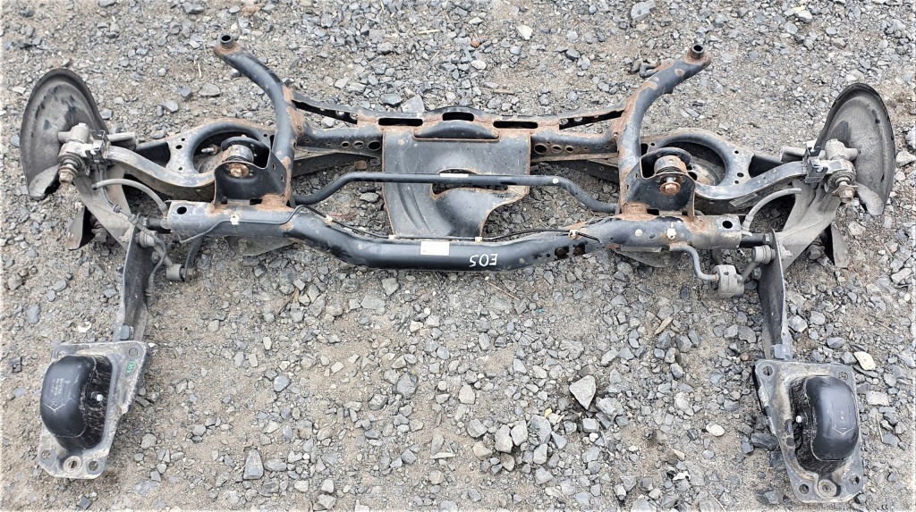 фото №1, Vw eos підрамник підвіска задні балка oś 1q0505315b