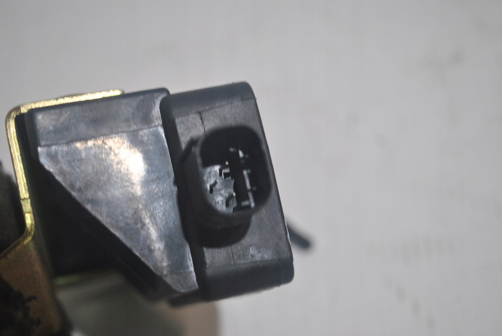 фото №8, Датчик esp vw bora vw golf iv 1j1907637