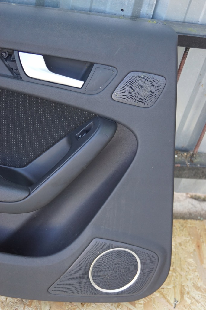 фото №7, Обшивка дверь левый задняя audi a4 b8