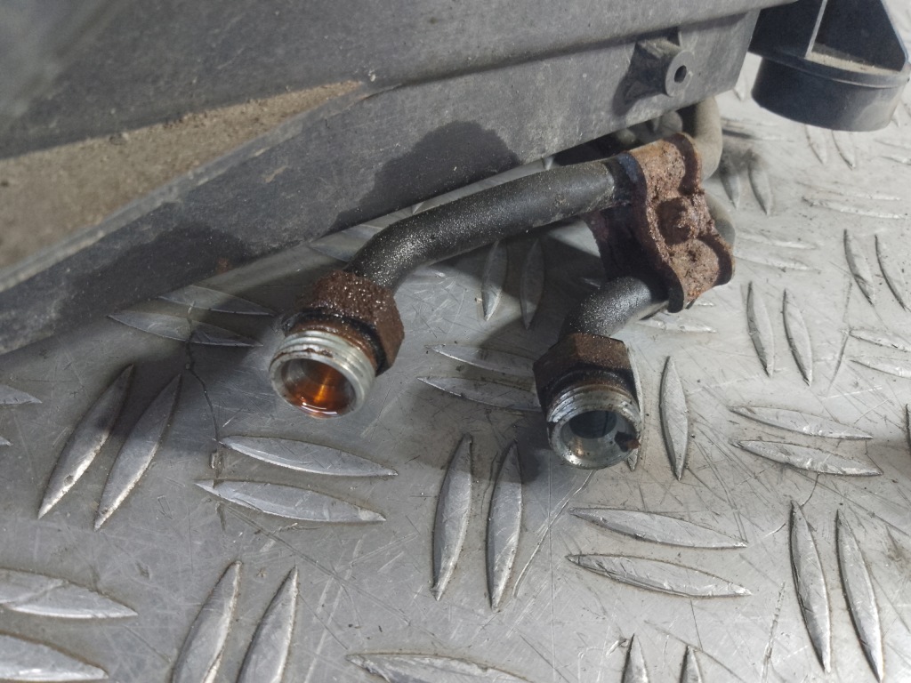 Mercedes e w211 02- радіатор води 2.7 cdi a2115003102 Ціна