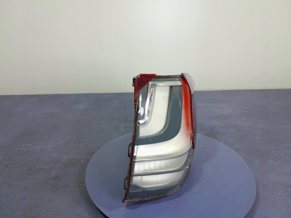 фото №1, Bmw x5 f15 лампа задняя задняя правая eu 7290100