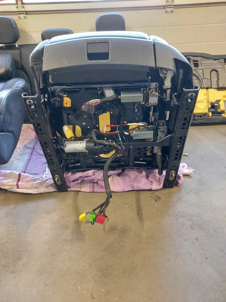 фото №8, Porsche macan сиденья середина обшивки комплект