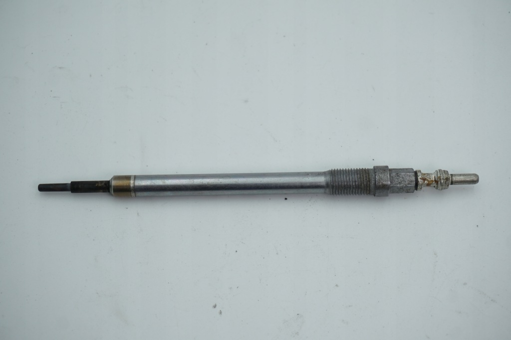 Купити Свічка розжарювання mercedes w222 a0011597301