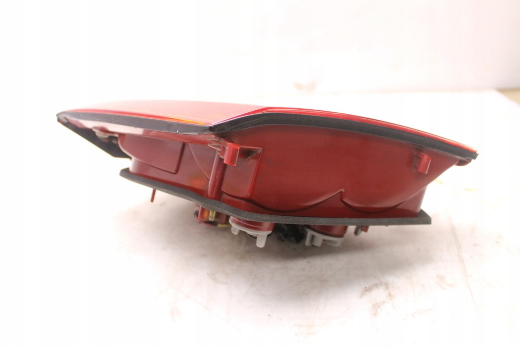 фото №5, Kia magentis lift sedan 03- лампа кришки правий задня