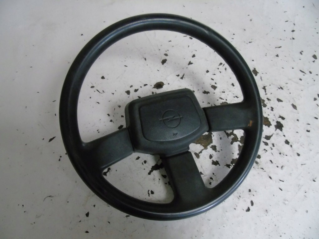Купити Кермо  opel frontera a
