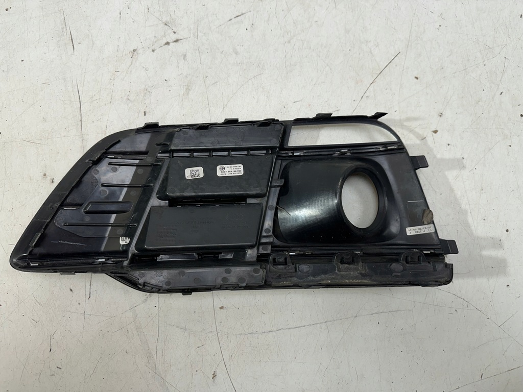 фото №7, Решітка бампера права audi q5 sq5 80a 80a807246b