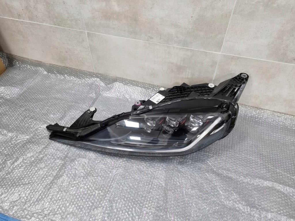 фото №7, Toyota supra mk 5 v лампа левая перед full led 9481757-04